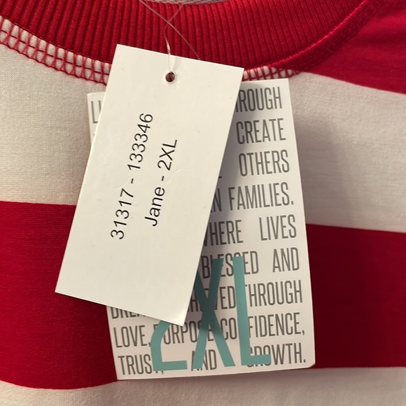 Shirt - Picture 2 of 3